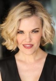 Kari Wahlgren
