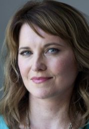 Lucy Lawless