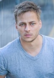 Tom Wlaschiha